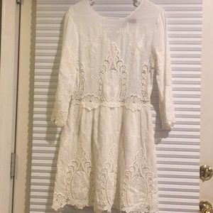 BEAUTIFUL lace Dolce Vita dress